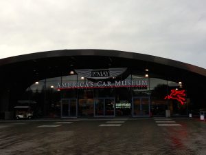 Museoautot ja amerikanraudat